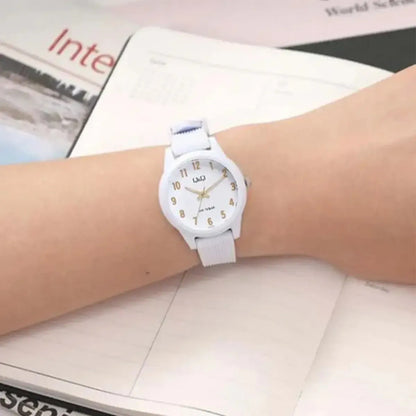 Reloj Q&q Silicona Dama 32mm Vs13j008y - Blanco