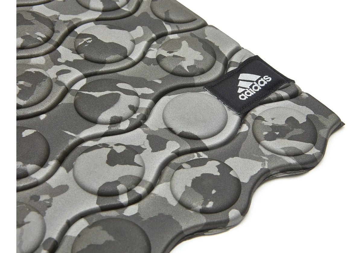 Colchoneta Mat Camuflada Gris Ondulada 9mm adidas - Gris