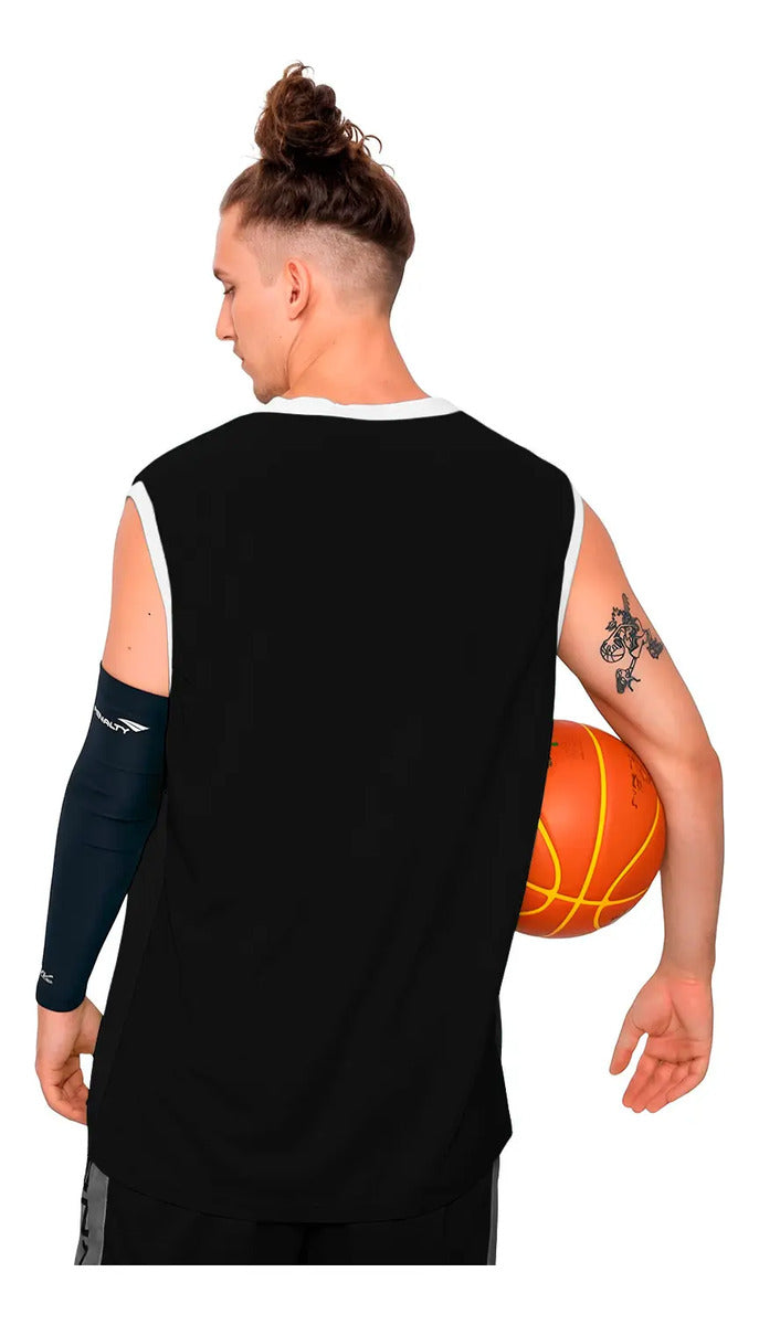 Musculosa Basquetbol Profesional Negro Penalty - Negro L