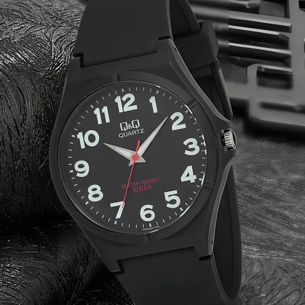 Reloj Q&q Silicona Hombre 40mm Vq66j024y - Negro