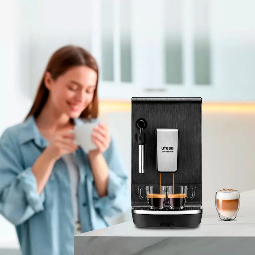 Cafetera Espresso Automática Ufesa Sensazione - Negro