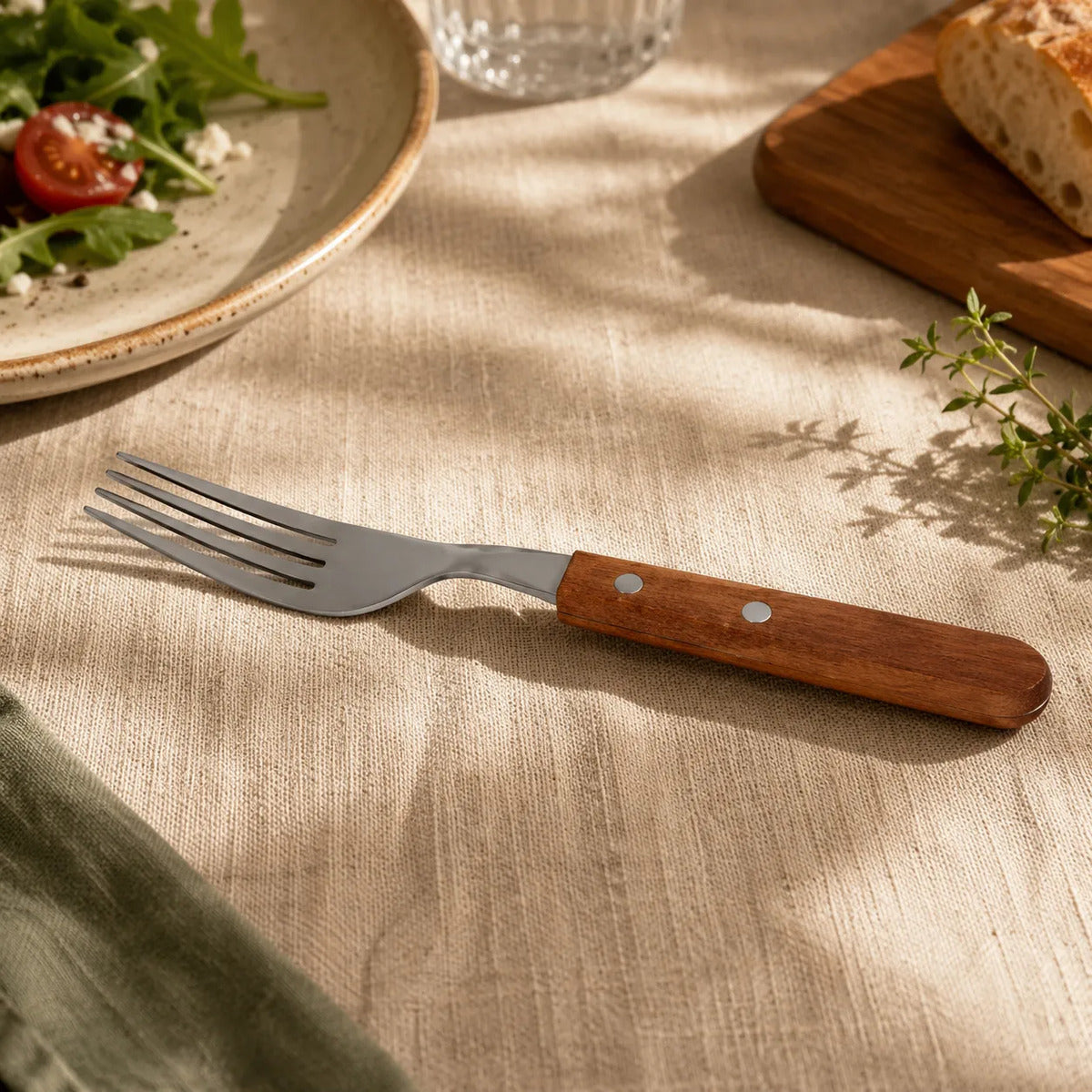 12 Tenedores De Mesa Mango Madera Kutt