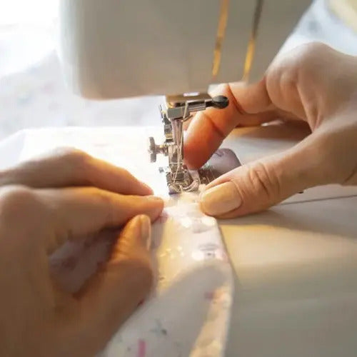 Máquina De Coser Ufesa Sw3003 Performance - Blanco