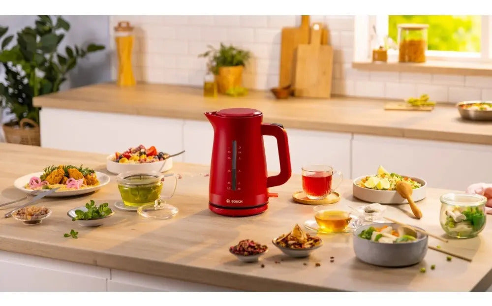 Hervidor De Agua Bosch 1,7 Lts Mymoment Twk - Rojo