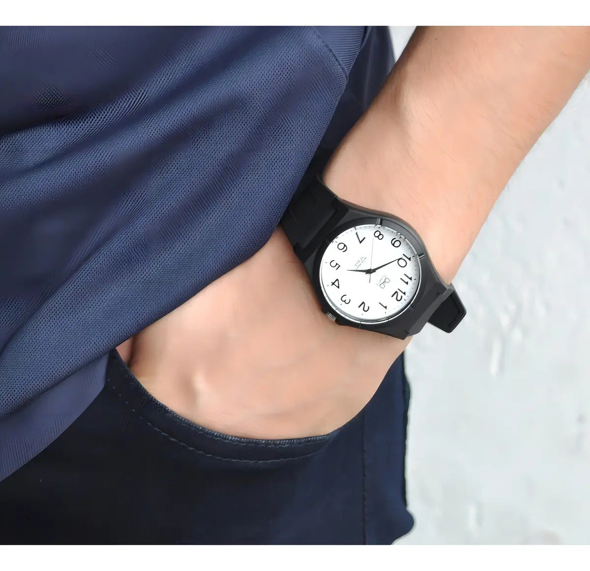 Reloj Q&q Silicona Hombre 40mm Vq66j004y - Reloj De Pulsera De Silicona Negro 1