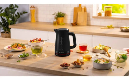 Hervidor De Agua Bosch 1,7 Lts Mymoment Twk - Negro