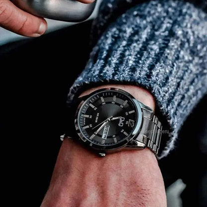 Reloj Q&q Metal Hombre 42mm A36a-006py - Negro