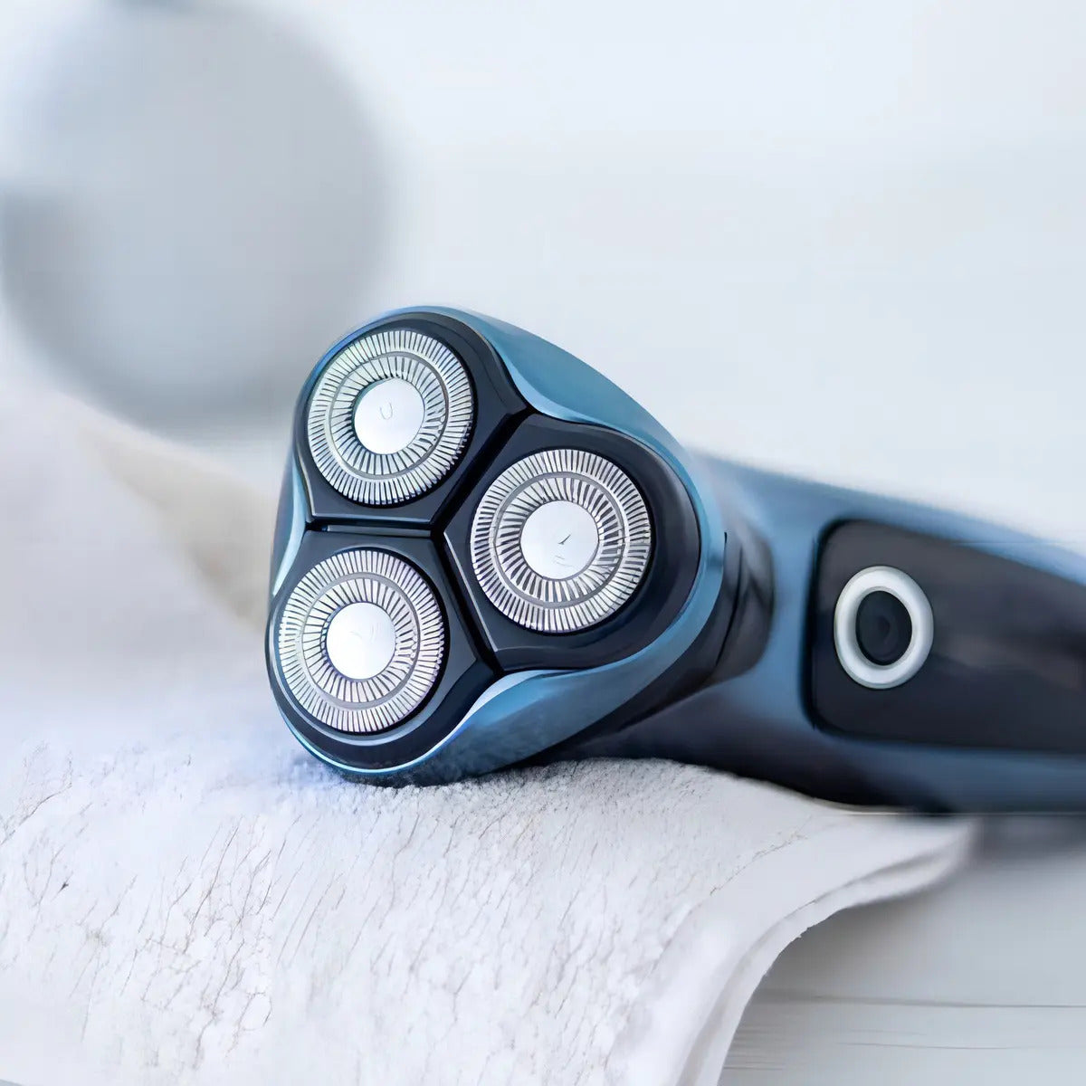 Afeitadora Ufesa Inalámbrica Recargable Dual Blade - Azul