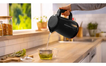 Hervidor De Agua Bosch 1,7 Lts Mymoment Twk - Negro