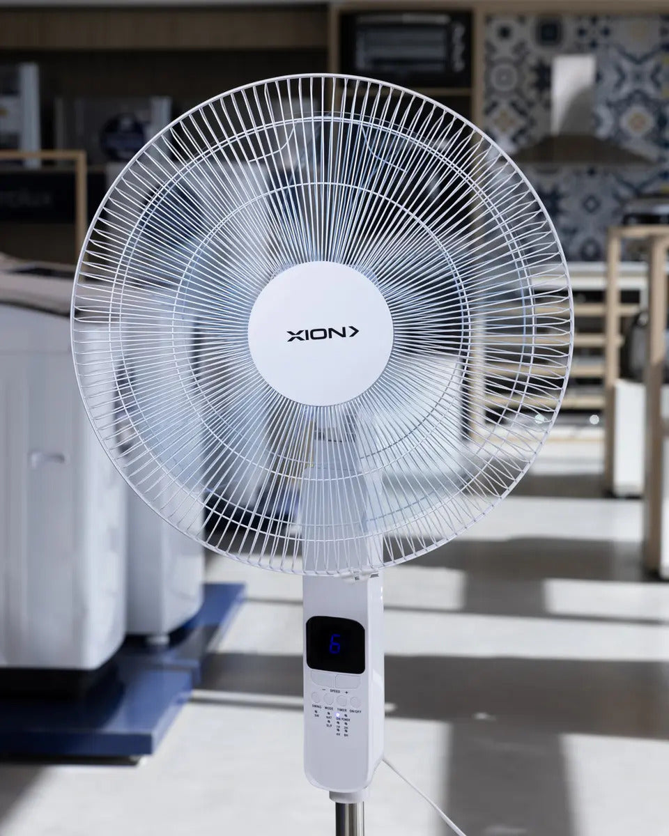 Ventilador De Pie Control Slim Design 45cm Xion Xi-v180 Qofe 45 Cm Blanco Celeste Plástico 5