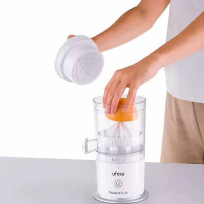 Exprimidor A Batería Ufesa Squeeze & Go 220ml - Blanco
